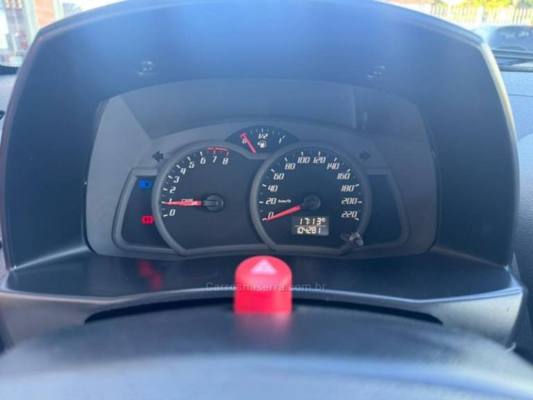 FORD - KA - 2012/2013 - Vermelha - R$ 31.000,00