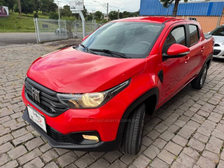 FIAT - STRADA - 2020/2021 - Vermelha - R$ 86.000,00