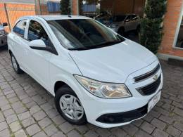 CHEVROLET - ONIX - 2013/2013 - Branca - R$ 40.000,00
