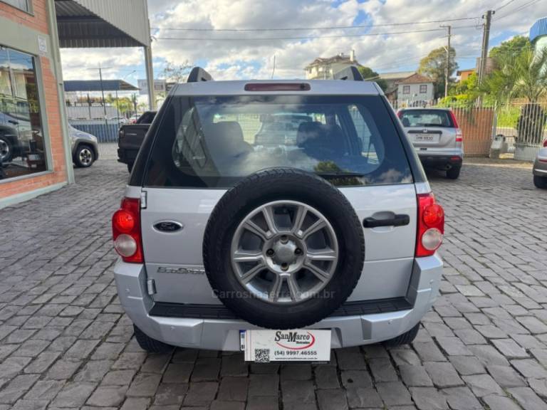 FORD - ECOSPORT - 2011/2012 - Prata - R$ 45.000,00
