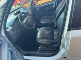 CHEVROLET - MERIVA - 2009/2010 - Branca - R$ 30.000,00