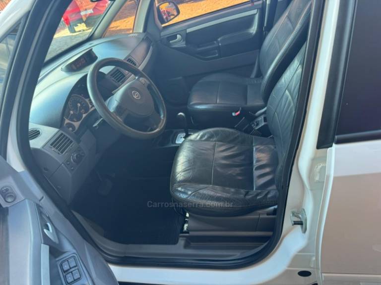 CHEVROLET - MERIVA - 2009/2010 - Branca - R$ 30.000,00