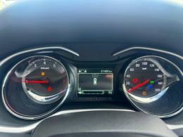 CHEVROLET - ONIX - 2024/2025 - Branca - R$ 103.000,00