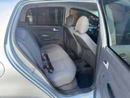 VOLKSWAGEN - FOX - 2008/2009 - Prata - R$ 26.000,00