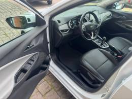 CHEVROLET - ONIX - 2024/2025 - Branca - R$ 103.000,00