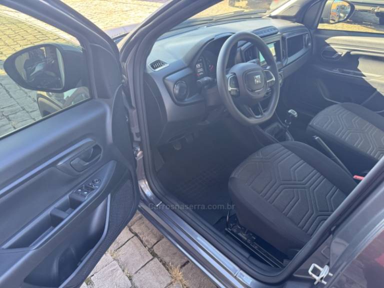 FIAT - STRADA - 2023/2024 - Cinza - R$ 95.000,00