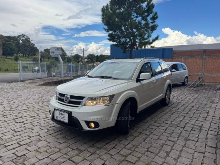 FIAT - FREEMONT - 2012/2012 - Branca - Sob Consulta