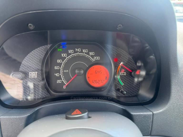 FIAT - PALIO - 2015/2015 - Cinza - R$ 35.000,00