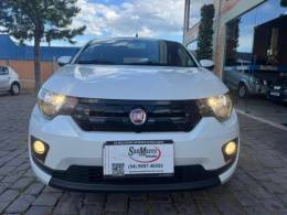 FIAT - MOBI - 2017/2018 - Branca - R$ 46.000,00