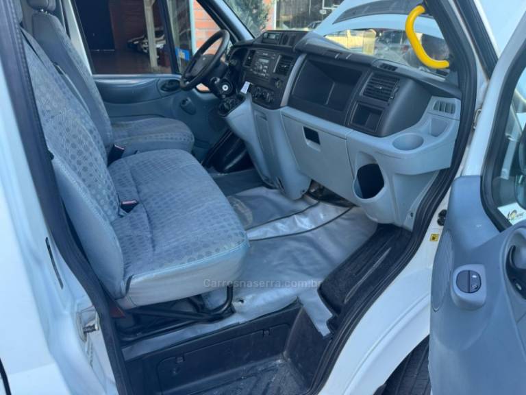 FORD - TRANSIT - 2012/2012 - Branca - R$ 74.000,00