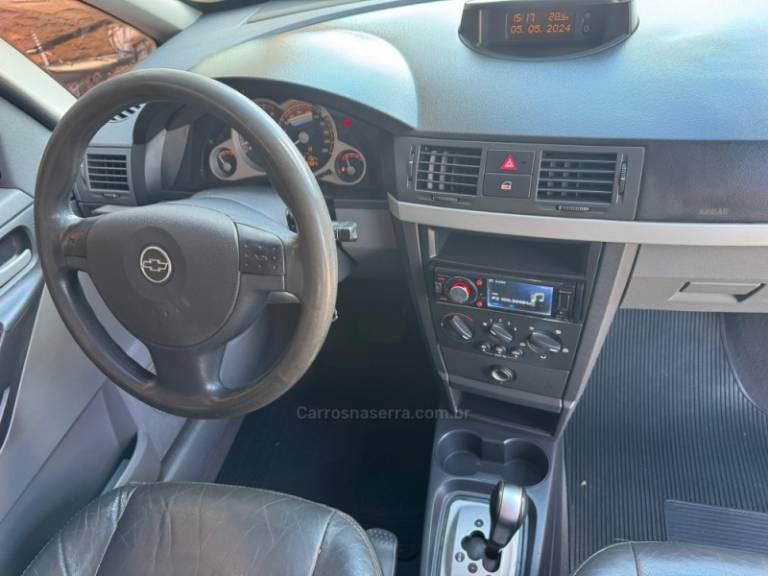 CHEVROLET - MERIVA - 2009/2010 - Branca - R$ 30.000,00
