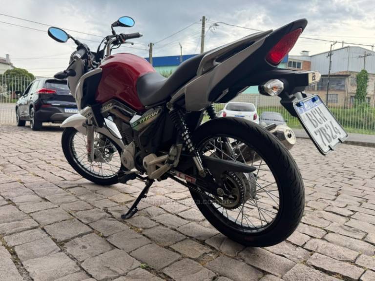 HONDA - CG 160 - 2018/2019 - Vermelha - R$ 16.000,00