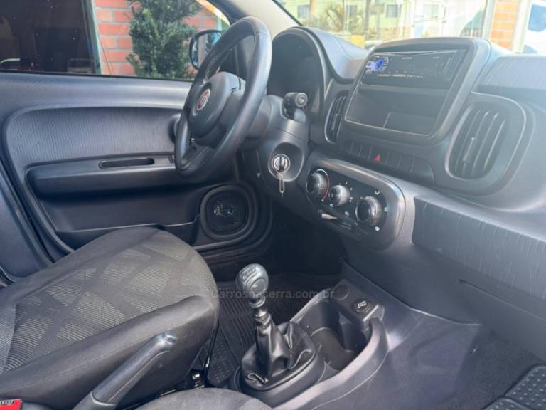 FIAT - MOBI - 2019/2020 - Preta - R$ 45.000,00
