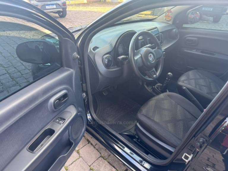 FIAT - MOBI - 2019/2020 - Preta - R$ 45.000,00