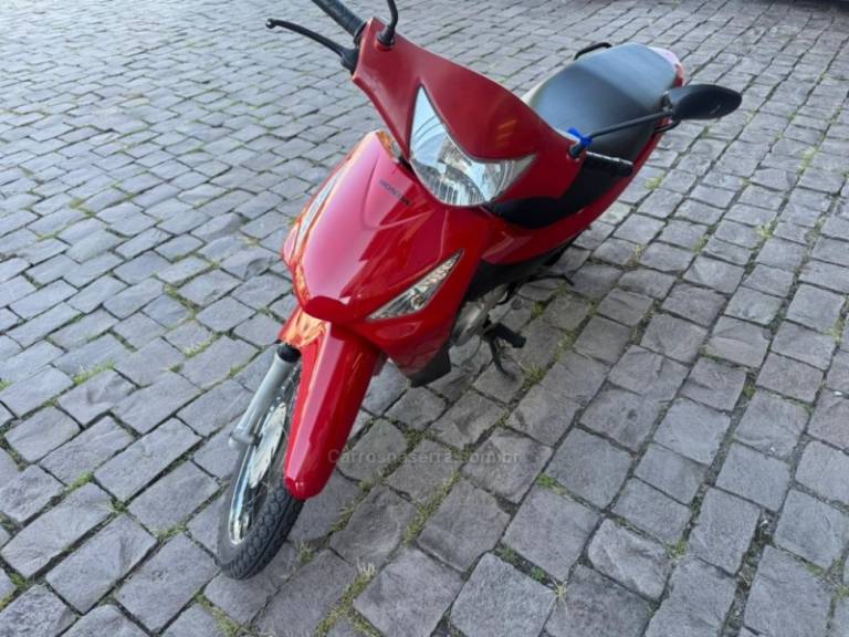 HONDA - BIZ 125 - 2009/2010 - Vermelha - R$ 9.900,00