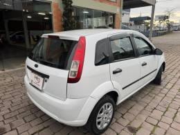FORD - FIESTA - 2008/2009 - Branca - R$ 23.000,00