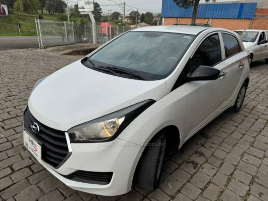 HYUNDAI - HB20 - 2016/2017 - Branca - R$ 52.000,00