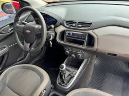 CHEVROLET - PRISMA - 2013/2013 - Vermelha - R$ 41.000,00