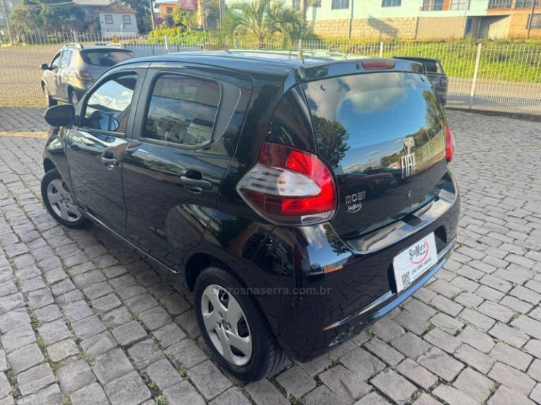 FIAT - MOBI - 2019/2020 - Preta - R$ 45.000,00