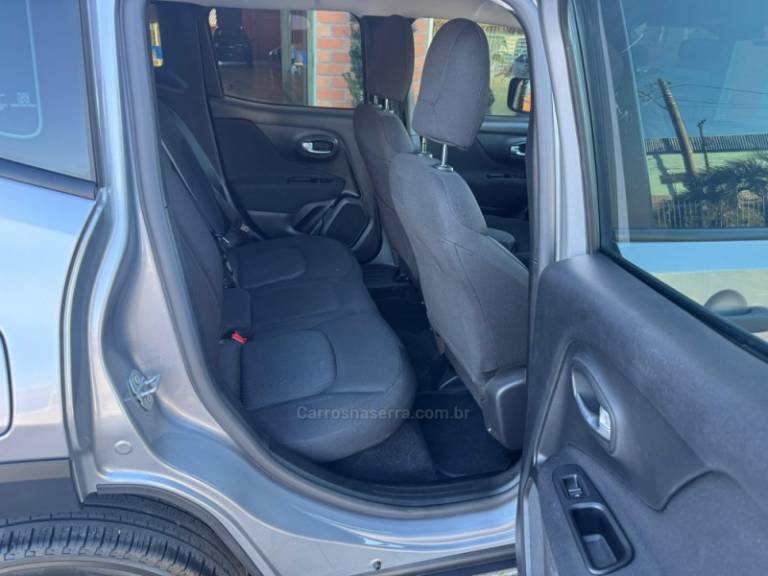 JEEP - RENEGADE - 2020/2021 - Prata - R$ 88.000,00