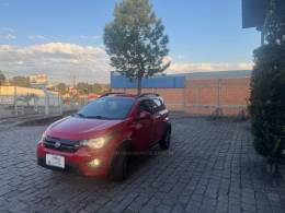 FIAT - MOBI - 2016/2017 - Vermelha - R$ 45.000,00