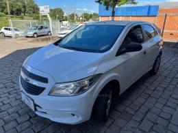 CHEVROLET - ONIX - 2015/2016 - Branca - R$ 47.000,00