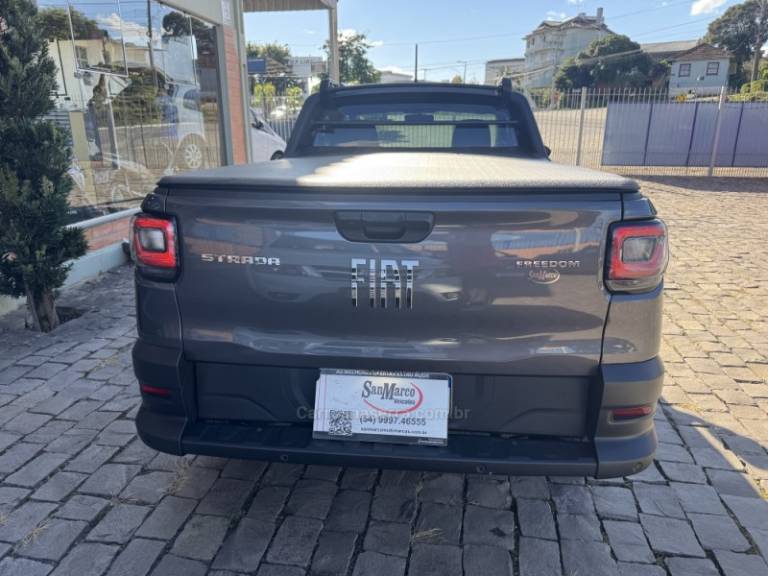 FIAT - STRADA - 2023/2024 - Cinza - R$ 95.000,00