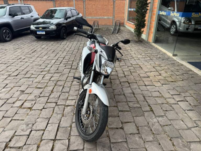 HONDA - CG 160 - 2018/2019 - Vermelha - R$ 16.000,00