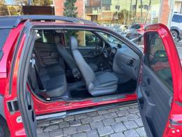 FIAT - STRADA - 2017/2018 - Vermelha - R$ 76.000,00