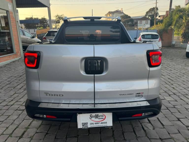 FIAT - TORO - 2018/2019 - Prata - R$ 114.000,00