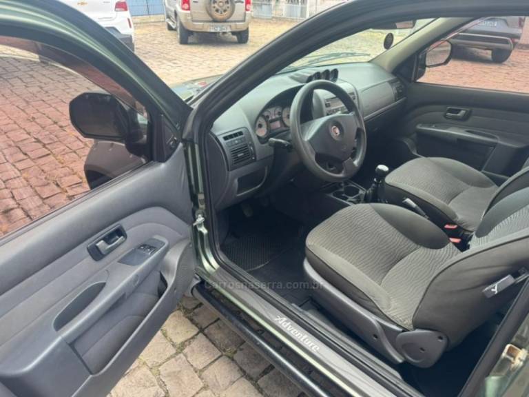 FIAT - STRADA - 2011/2011 - Verde - Sob Consulta