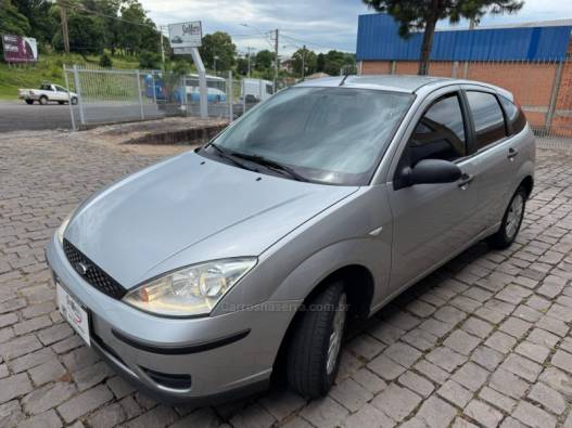 FORD - FOCUS - 2008/2008 - Prata - R$ 26.000,00