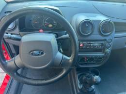 FORD - KA - 2012/2013 - Vermelha - R$ 28.000,00