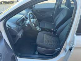FORD - KA - 2016/2017 - Branca - R$ 40.000,00