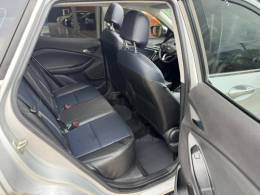 CHEVROLET - TRACKER - 2022/2023 - Prata - R$ 110.000,00