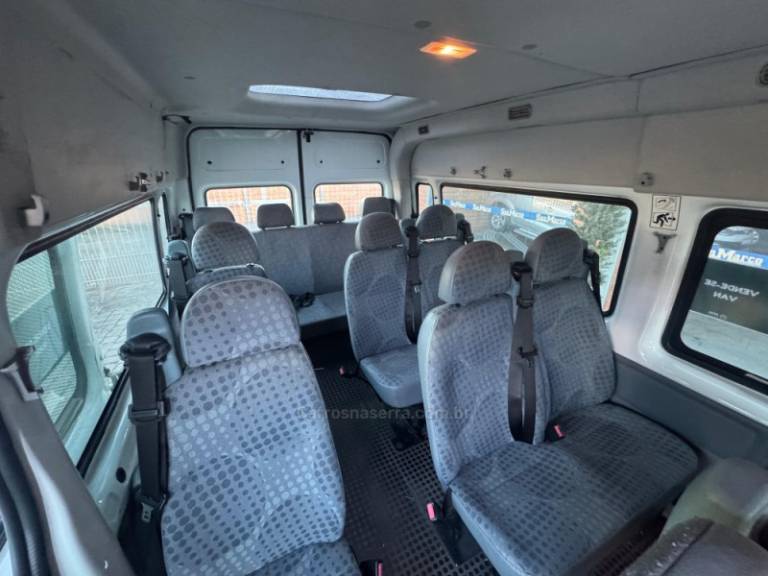 FORD - TRANSIT - 2012/2012 - Branca - R$ 74.000,00