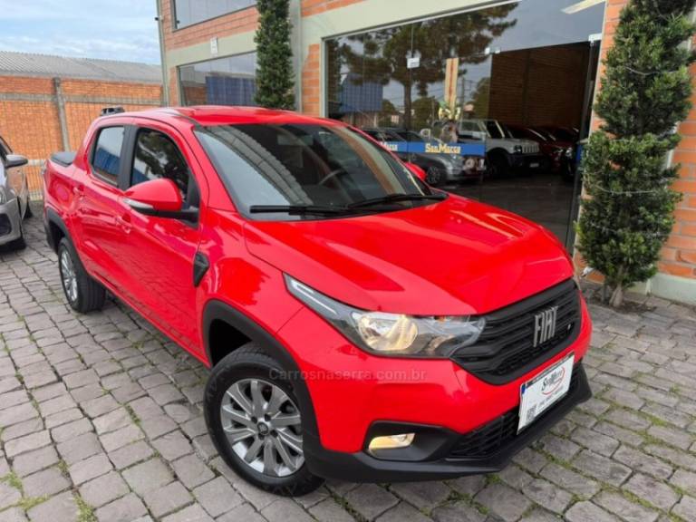 FIAT - STRADA - 2020/2021 - Vermelha - R$ 88.000,00
