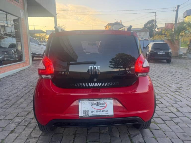 FIAT - MOBI - 2016/2017 - Vermelha - R$ 45.000,00