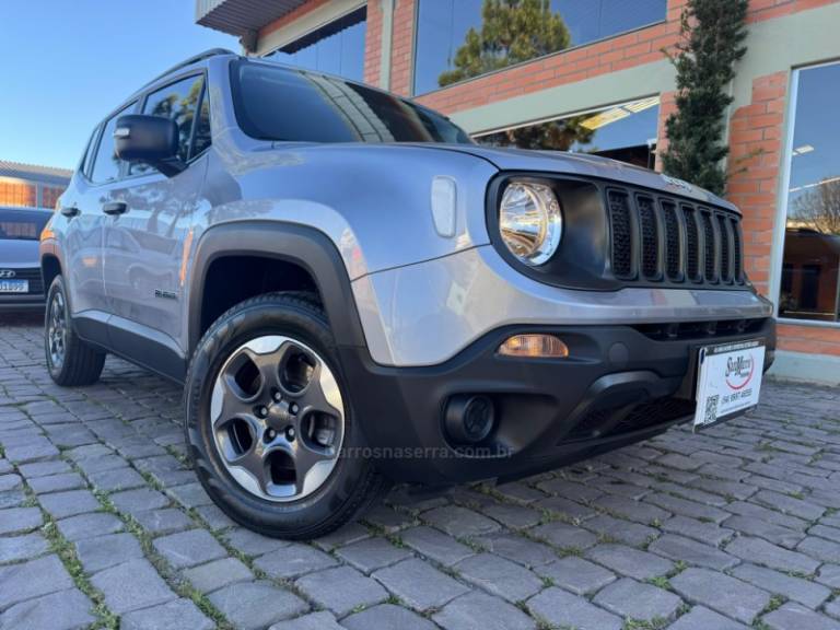 JEEP - RENEGADE - 2020/2021 - Prata - R$ 88.000,00