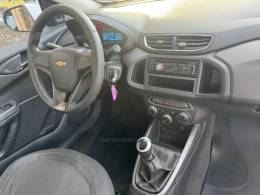 CHEVROLET - ONIX - 2013/2013 - Branca - R$ 41.000,00