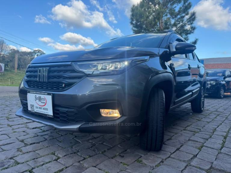 FIAT - STRADA - 2023/2024 - Cinza - R$ 117.000,00