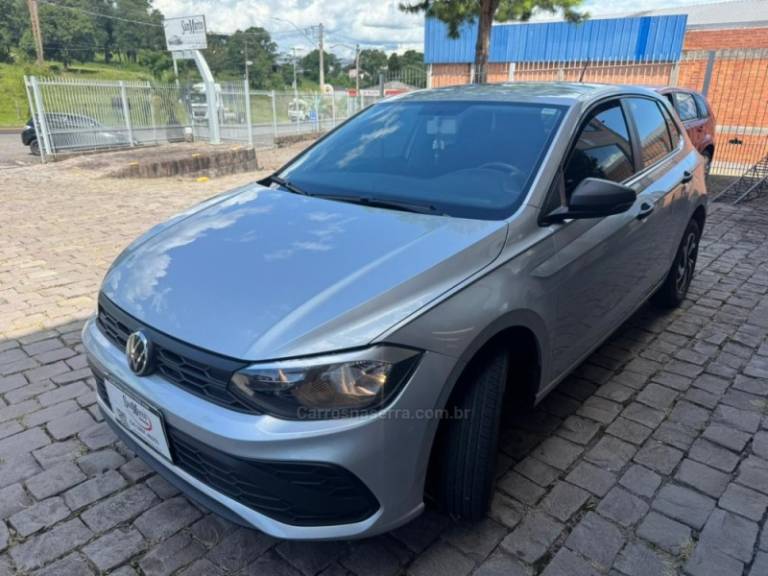 VOLKSWAGEN - POLO - 2024/2025 - Prata - R$ 79.000,00