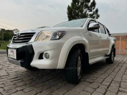 TOYOTA - HILUX - 2013/2013 - Branca - R$ 132.000,00