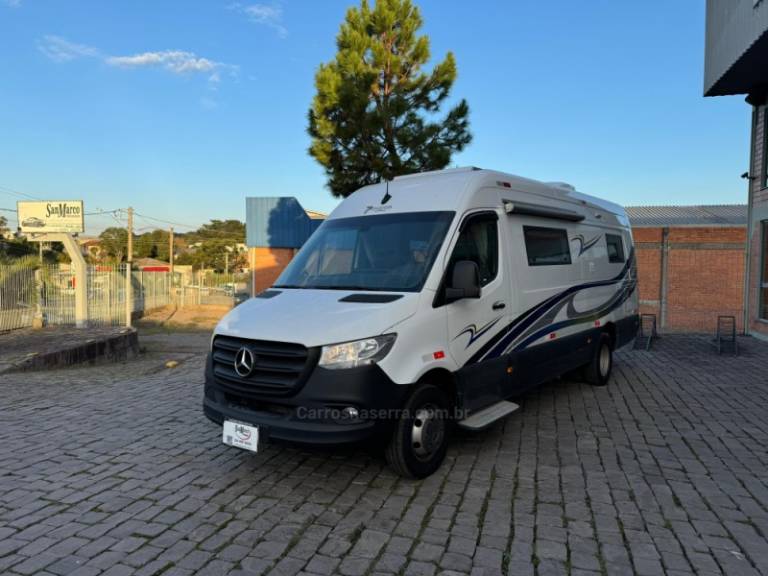 MERCEDES-BENZ - SPRINTER - 2021/2022 - Branca - R$ 700.000,00