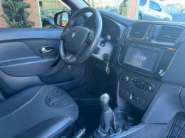 RENAULT - SANDERO - 2018/2019 - Cinza - R$ 59.000,00