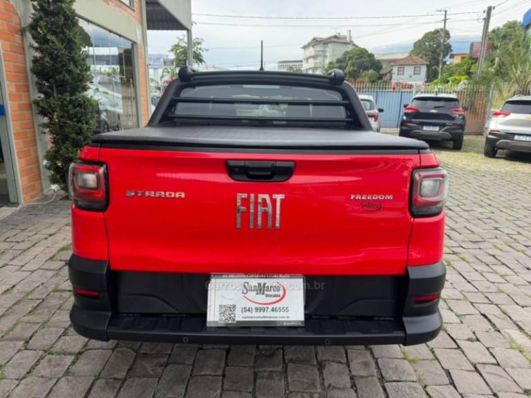 FIAT - STRADA - 2020/2021 - Vermelha - R$ 88.000,00