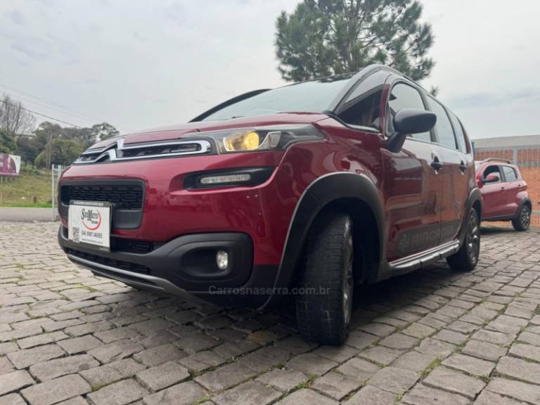 CITROËN - AIRCROSS - 2016/2017 - Vermelha - R$ 55.000,00