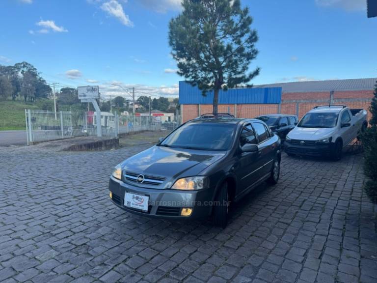 CHEVROLET - ASTRA - 2009/2010 - Cinza - R$ 37.000,00