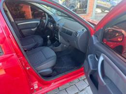 RENAULT - SANDERO - 2011/2012 - Vermelha - R$ 30.000,00