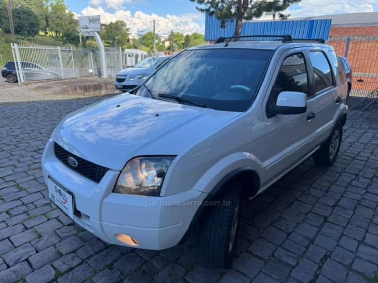 FORD - ECOSPORT - 2003/2004 - Branca - R$ 28.000,00